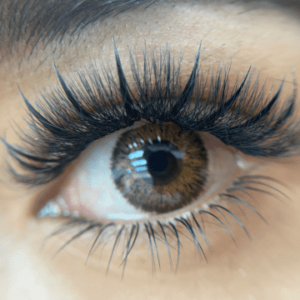 ต่อขนตา barbie disney