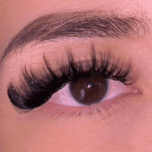 ต่อขนตา kim k