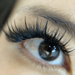 ต่อขนตา wispy volume